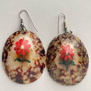 Vintage flower Painted shell earrings